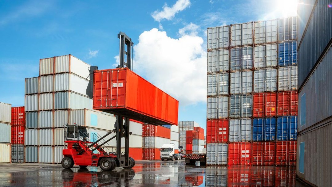 Tradução de Documentos para Exportação: Certificados, Licenças e Regulamentações