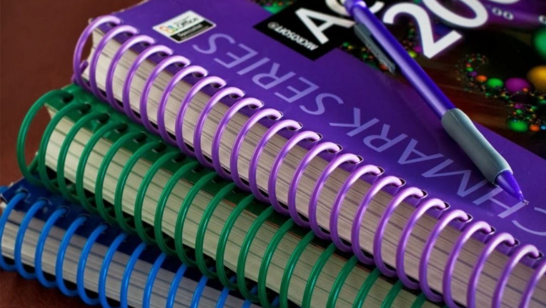 Tradução Apostilada de Documentos Escolares Para Transferência Internacional em Inglês