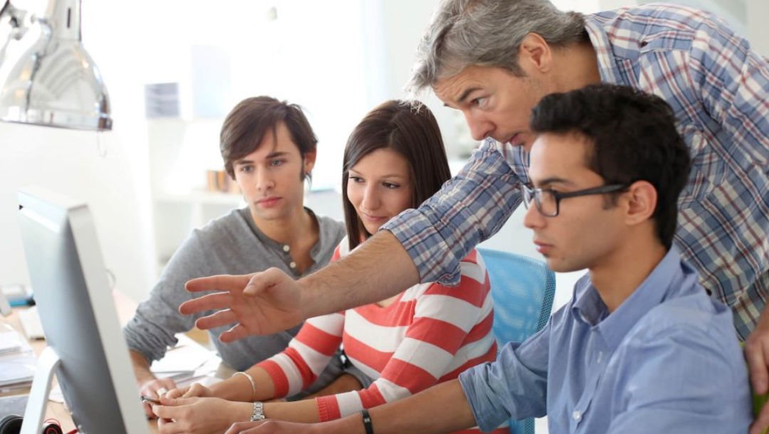 Tradução de Comprovantes de Pagamento e Contratos de Estágio Para Vistos