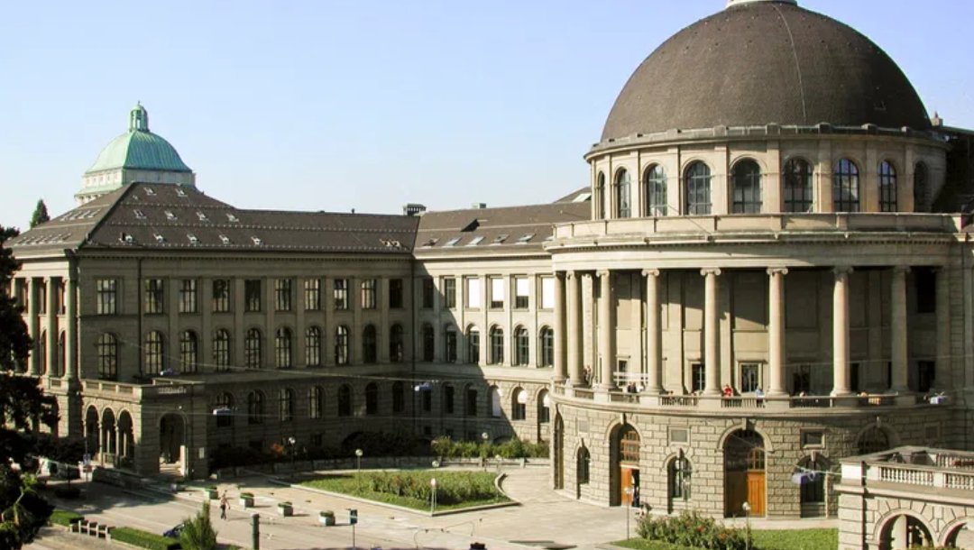 Tradução de Documentos Acadêmicos de Italiano Para Processos em Universidades na Suíça